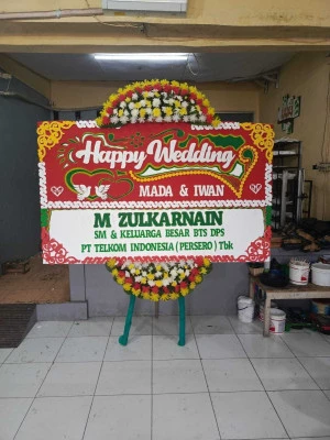 Papan Bunga di Pucungroto Kaligesing
